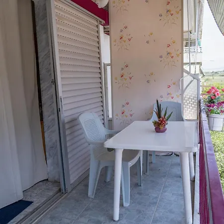 Apartman Cozy Nest By Golden Host *